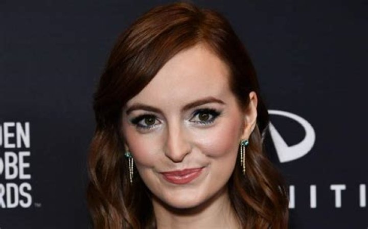Ahna O’Reilly - Bio, Age, Net Worth, Height, Single, Nationality, Body Measurement, Career