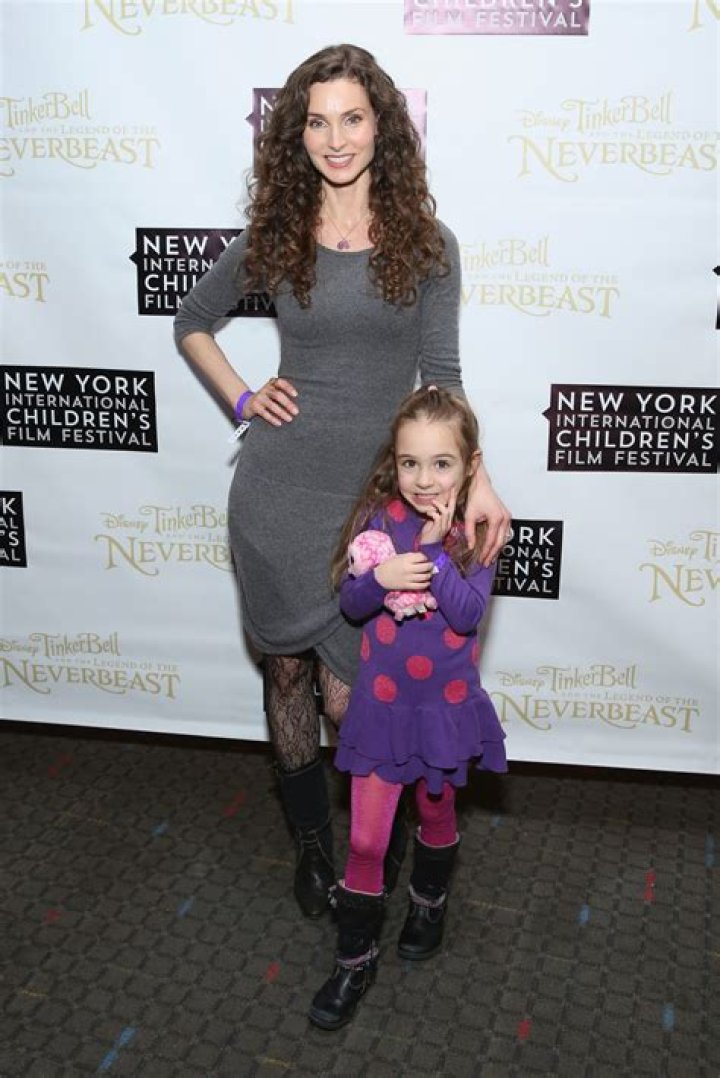 Alicia Minshew - Bio, Age, Career, Net Worth, Height, Facts