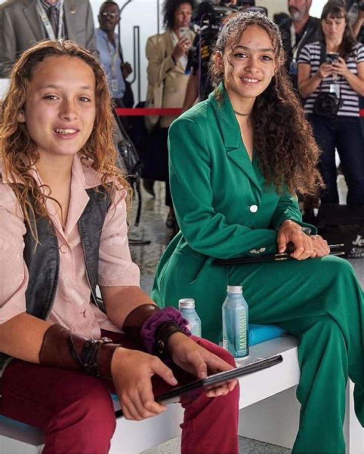 Ally Hills - Bio, Age, Height, Single, Nationality, Body Measurement, Career