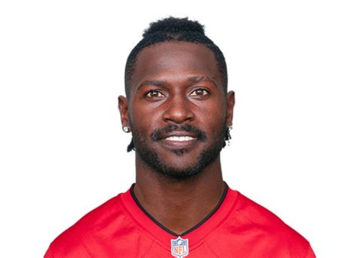 Antonio Brown - Bio, Age, Single, Nationality, Body Measurement, Career