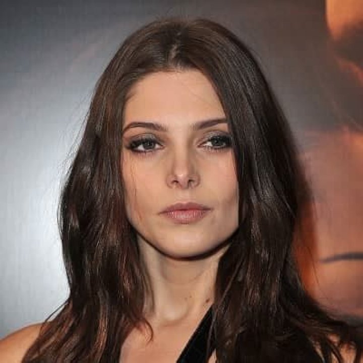 Ashley Greene - Bio, Career, Age, Net Worth, Height, Facts