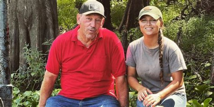 Ashley Pickl-Bio, Age, Net Worth, Height,,dating, Nationality, Wiki