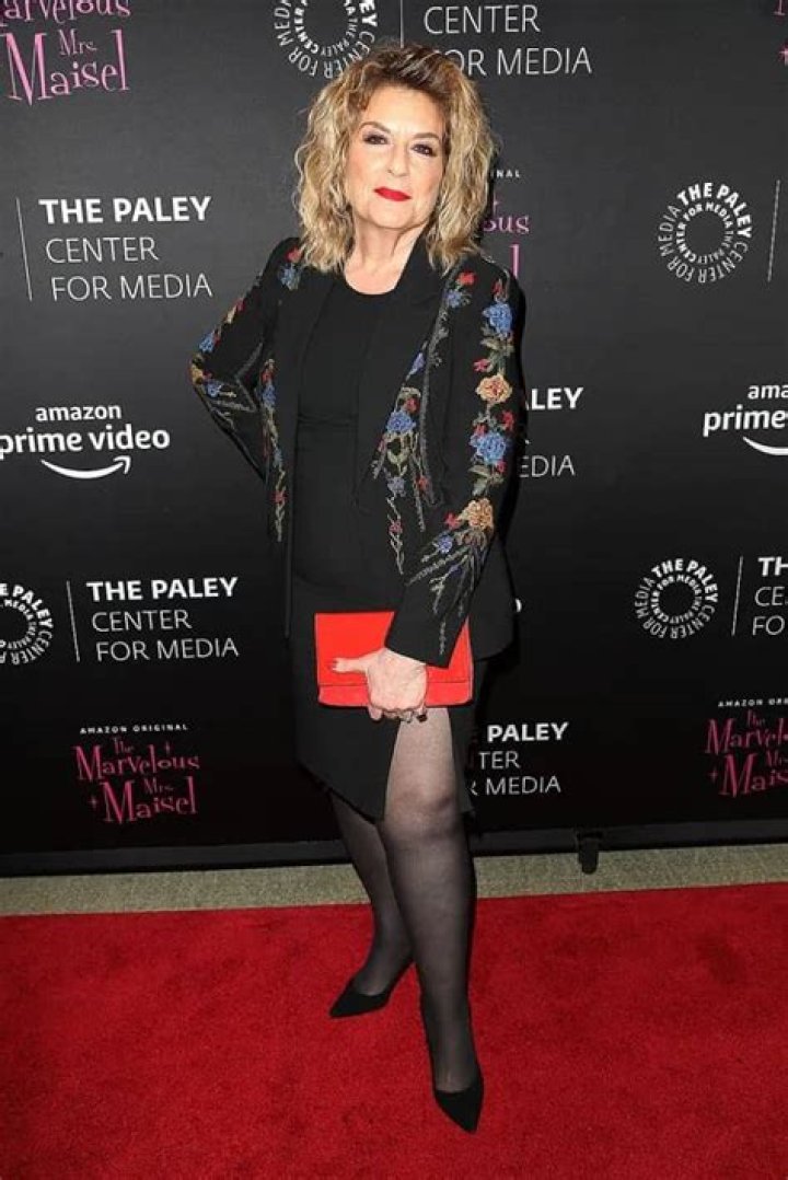 Caroline Aaron - Bio, Age, Height, Net Worth, Facts, Nationality