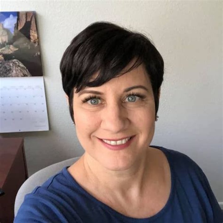 Connie Kline - Bio, Age, Height, Divorce, Nationality, Body Measurement, Career