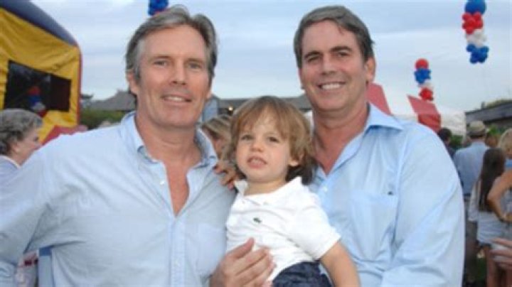 Crispin Freeman - Bio, Age, Net Worth, Single, Nationality, Height, Career