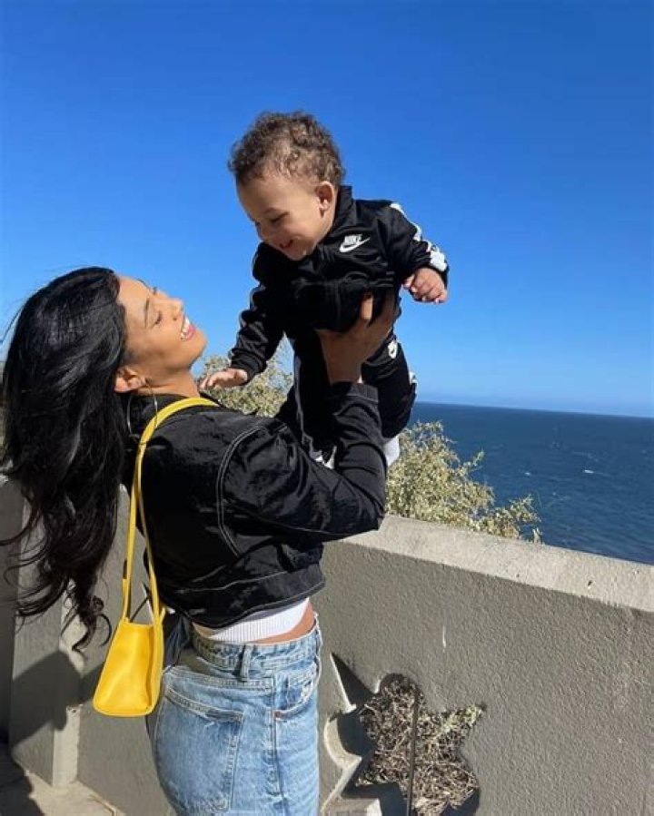 Danielle Herrington - Bio, Career, Age, Net Worth, Height, Facts