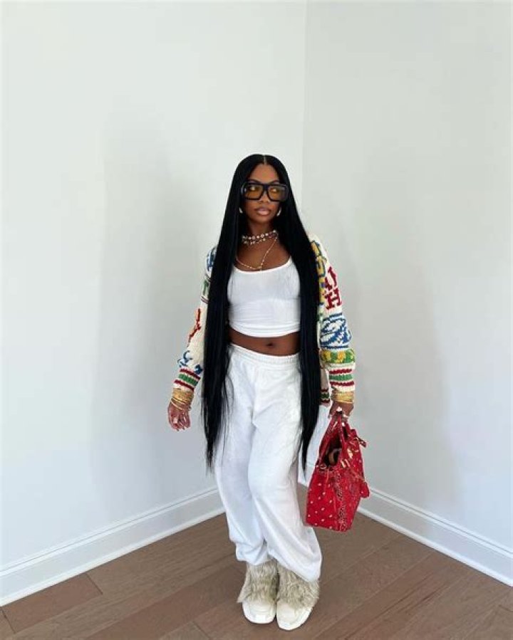 De'arra Taylor - Bio, Age, Net Worth, Salary, Height, In Relation, Nationality