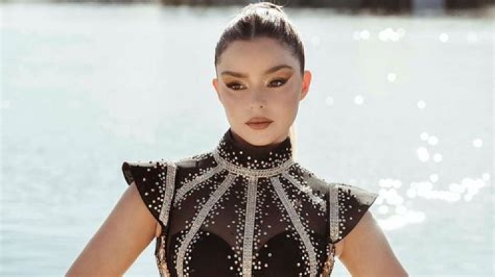 Demi Mawby - Bio, Age, Single, Nationality, Body Measurement, Career