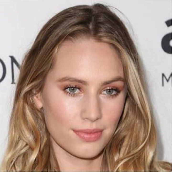 Dylan Penn - Bio, Career, Single, Age, Net Worth, Height, Facts