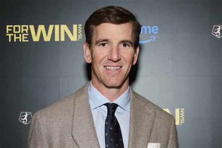 Eli Manning - Bio, Age, Height, Single, Nationality, Body Measurement