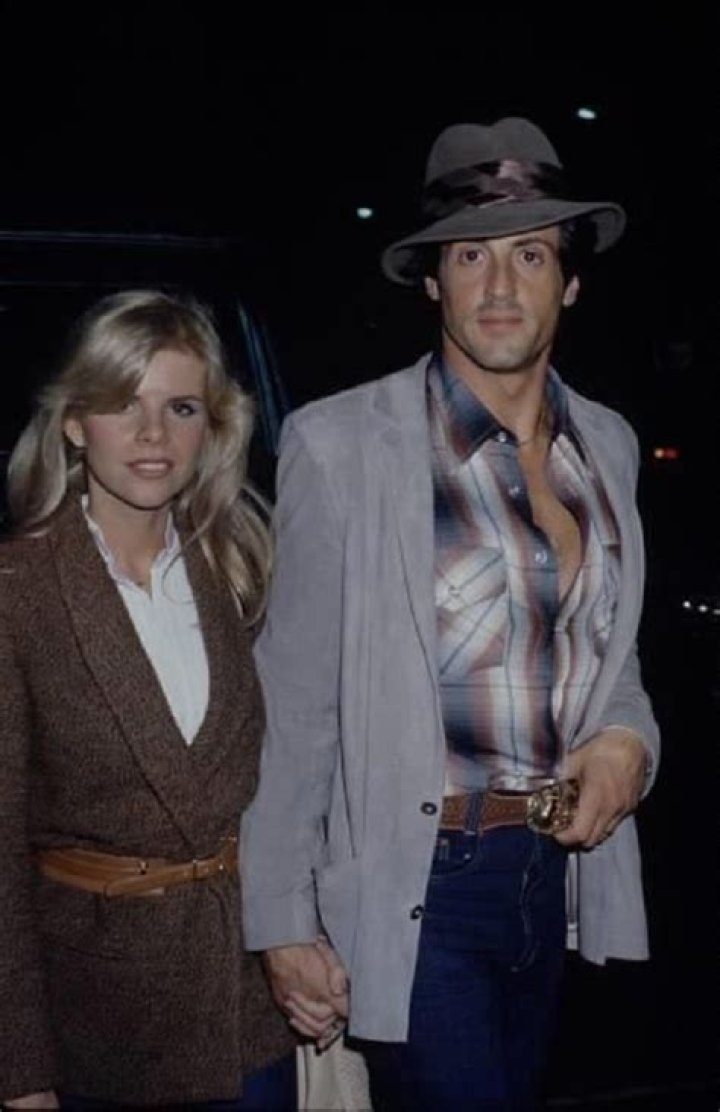 Elvis the Alien - Bio, Age, Net Worth, Married, Nationality, Body Measurement, Career