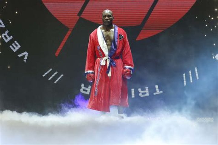 Evander Holyfield - Bio, Age, Net Worth, Height, In Relation, Nationality, Body Measurement, Career