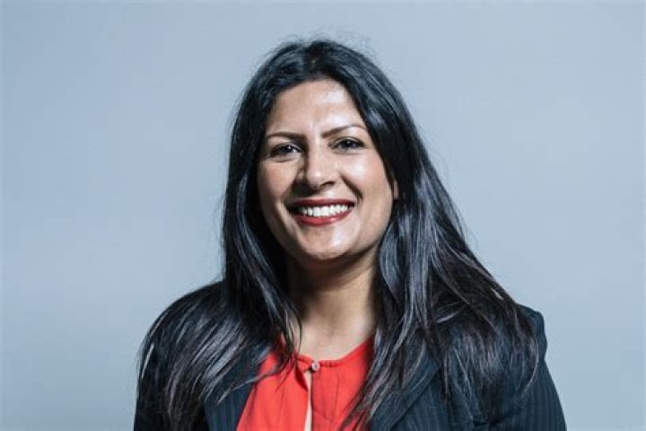 Hajna O Moss - Bio, Age, Net Worth, Salary, Height, Divorce, Nationality, Body Measurement, Career