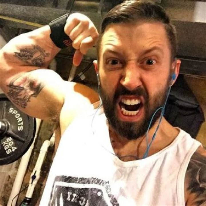 Jeffrey Ridgway Jr - Bio, Age, Single, Net Worth, Facts, Height