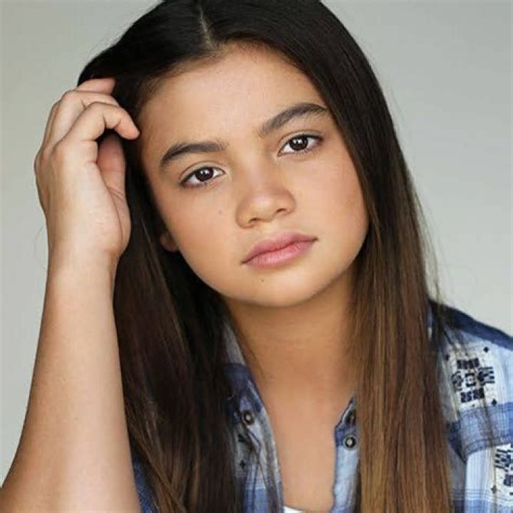 Julianna Gamiz - Bio, Age, Career, Net Worth, Height, Facts