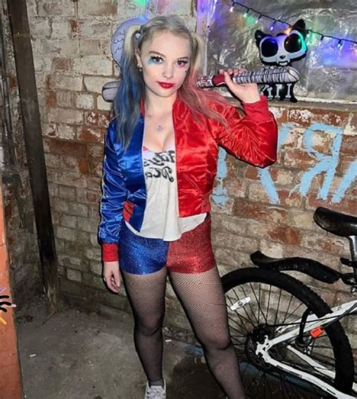 Keeley Colbran - Bio, Age, Height, Nationality, Net Worth, Facts