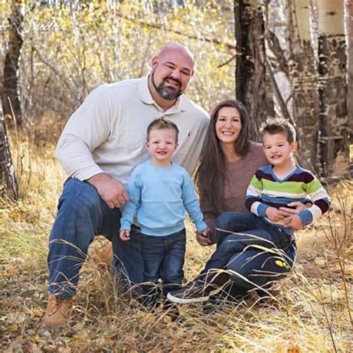 Keri Shaw - Bio, Age, Height, Married, Nationality, Body Measurement, Career