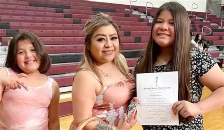 Leah Ashe - Bio, Age, Net Worth, Height, Nationality, Career, Instagram