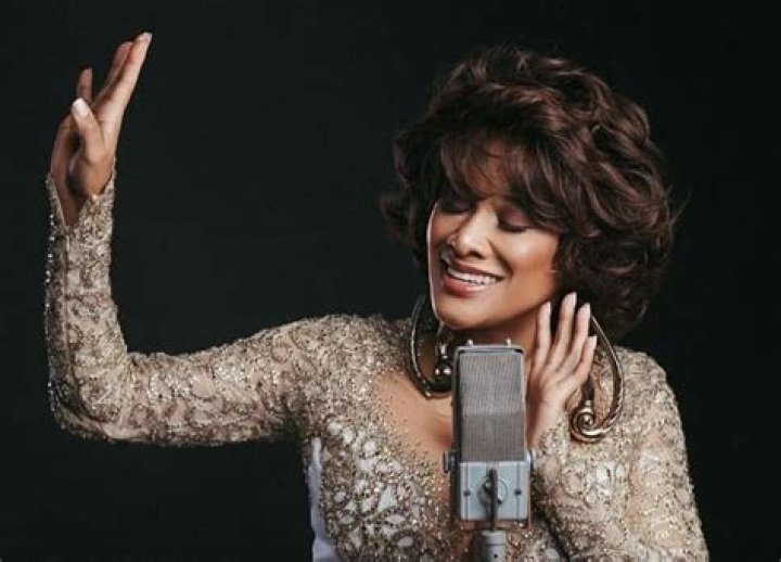 Leilah Moreno - Bio, Age, Height, Net Worth, Facts, Nationality