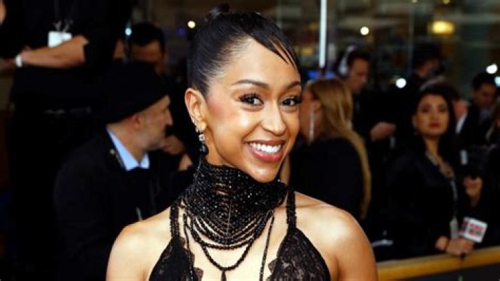 Liza Koshy - Bio, Age, Net Worth, Height, Single, Nationality, Body Measurement, Career