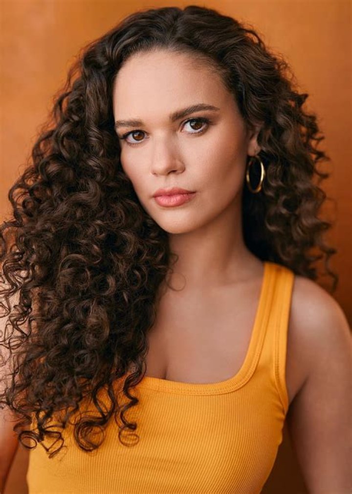 Madison Pettis - Bio, Age, Net Worth, Height, In Relation, Nationality, Wiki