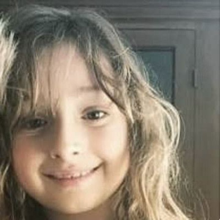 Matilda Clutterbuck - Bio, Age, Single, Nationality, Body Measurement, Wiki