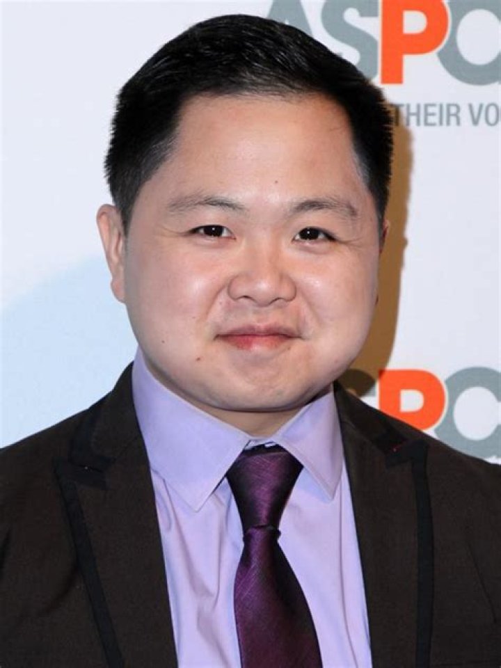 Matthew Moy - Bio, Age, Net Worth, Height, Single, Nationality, Career