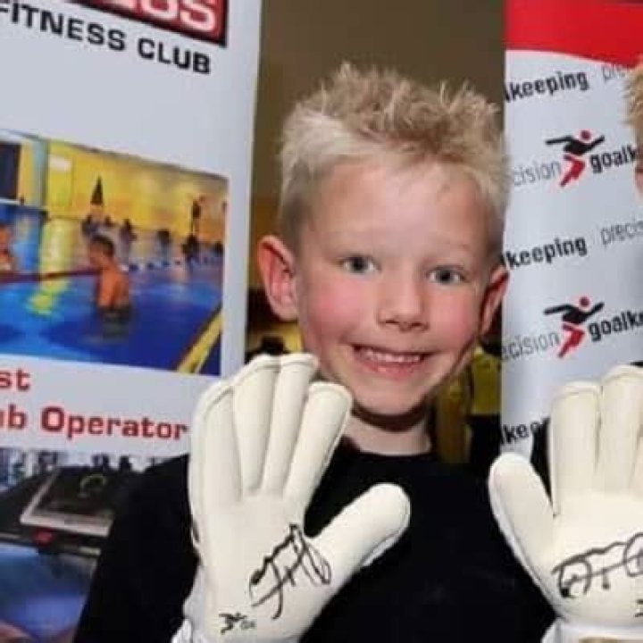 Max Schmeichel - Bio, Age, Net Worth, Height, Nationality, Facts