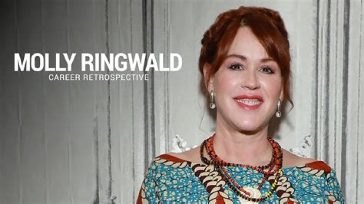 Molly Ringwald - Bio, Career, Age, Net Worth, Height, Facts