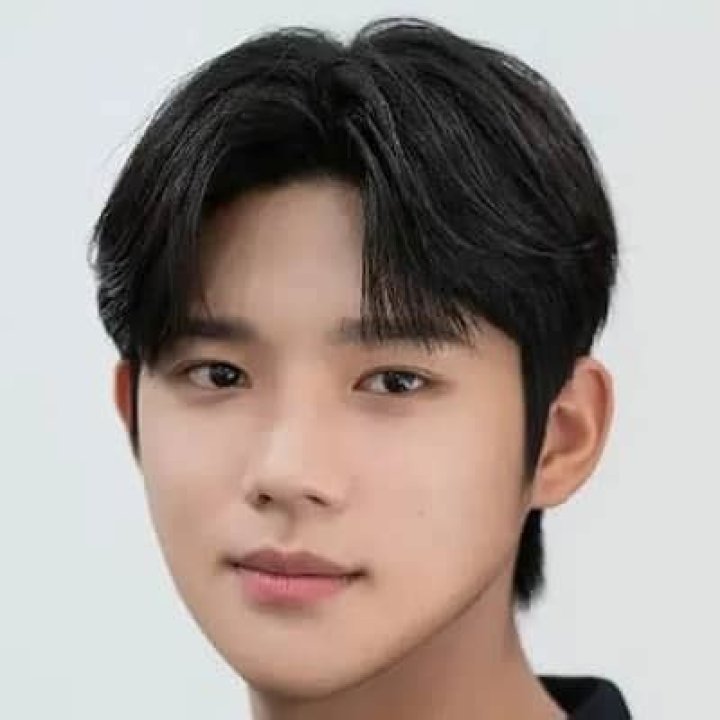 Moon Sang-min - Bio, Career, Age, Net Worth, Height, Facts
