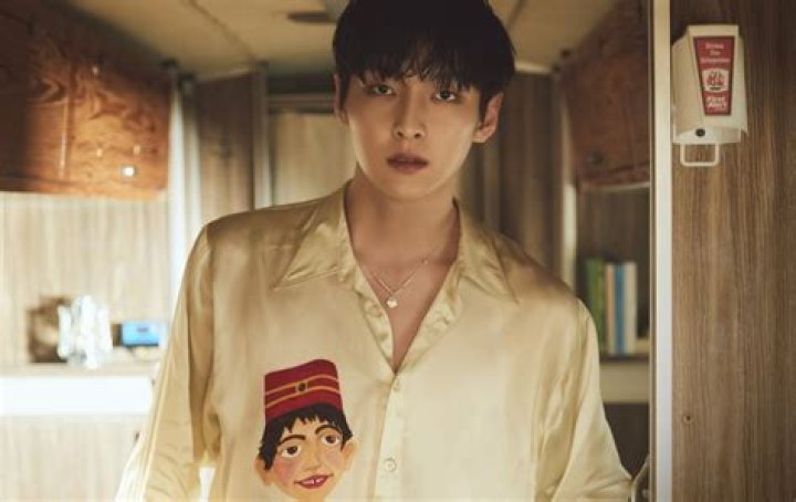 Park Tae In - Bio, Age, Single, Nationality, Body Measurement, Career