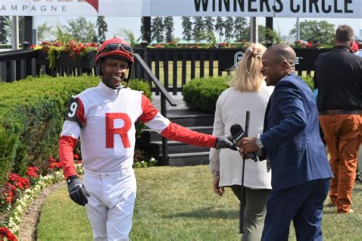 Pat Forde - Bio, Age, Net Worth, Salary, Height, Married, Nationality, Body Measurement, Career