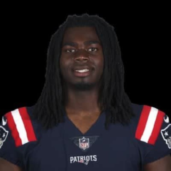 Rhamondre Stevenson - Bio, Net Worth, Salary, Married, Facts