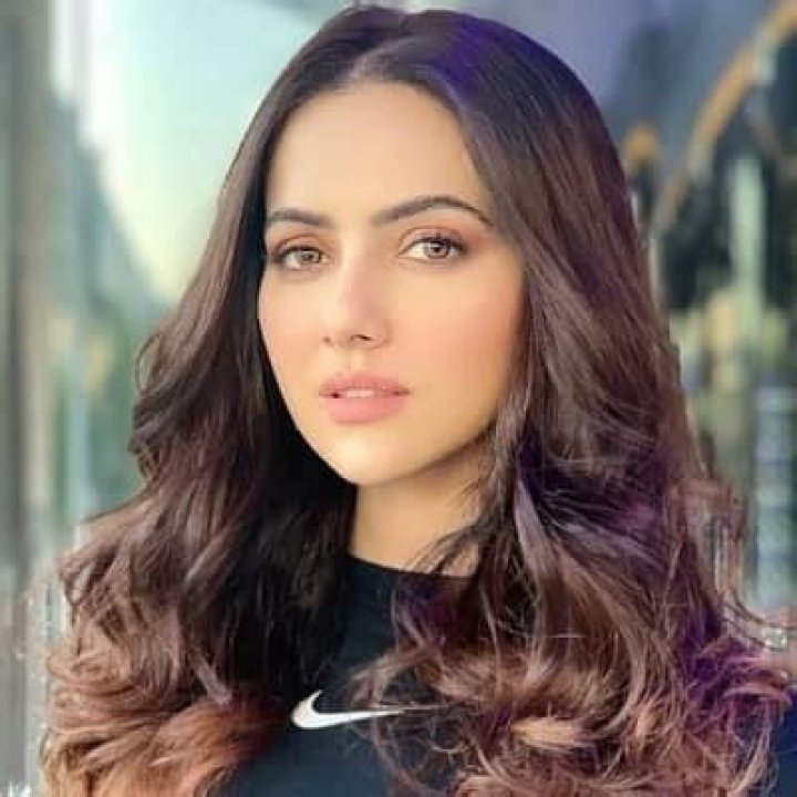 Sana Khan - Bio, Age, Net Worth, Height, Married, Nationality, Body Measurement, Career