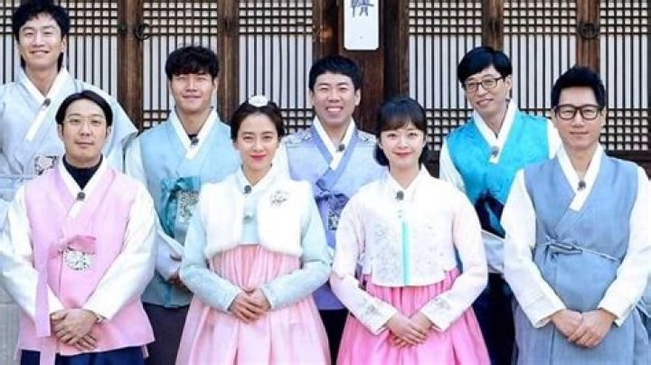 Song Ji Hyo - Bio, Age, Net Worth, Height, Single, Nationality, Body Measurement, Career