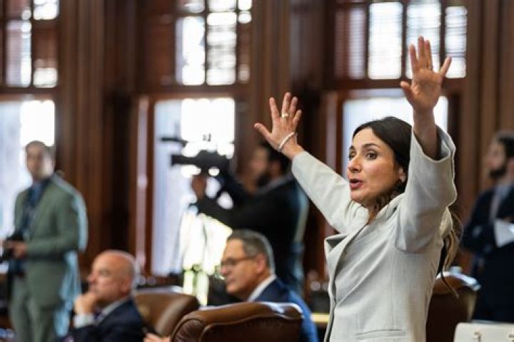 Stacy Hinojosa - Bio, Age, Height, Married, Nationality, Career, Wiki