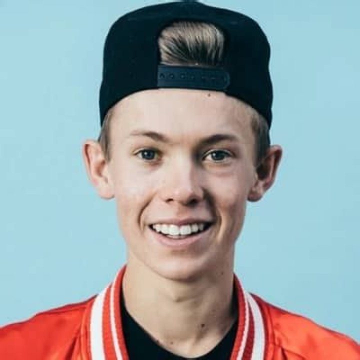 Tanner Fox - Bio, Age, Height, Net Worth, Facts, Nationality