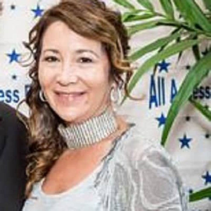 Tina Mahina - Bio, Age, Net Worth, Height, Married, Nationality, Body Measurement, Career