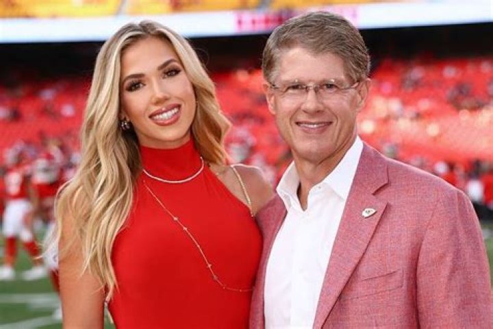 TJ Hunt - Bio, Age, Net Worth, Height, In Relation, Nationality, Body Measurement, Career