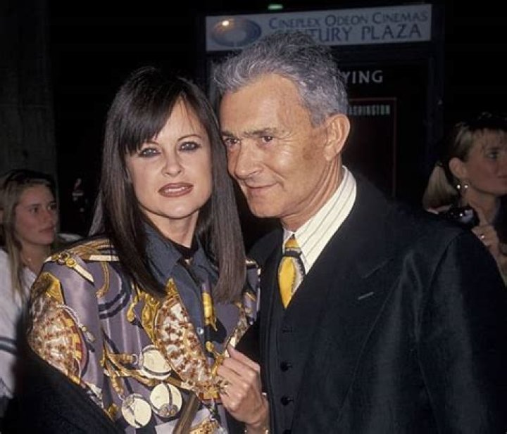 Vidal Sassoon - Bio, Age, Height, Nationality, Net Worth, Facts