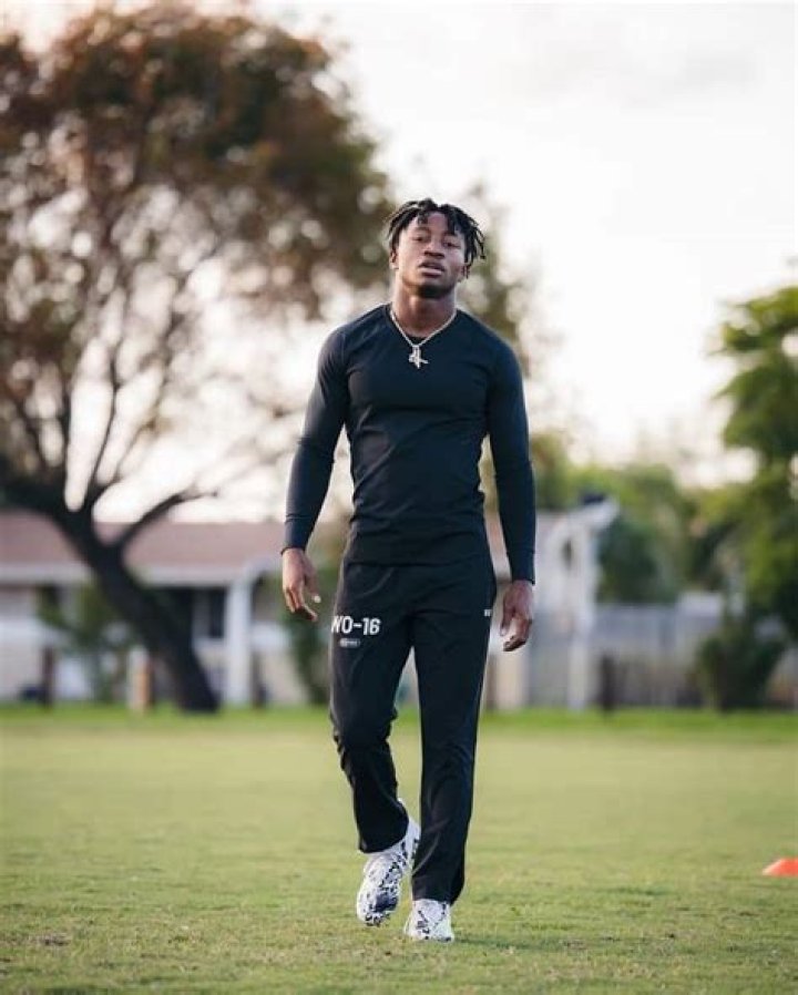 Zay Flowers - Bio, Age, Height, Nationality, Net Worth, Facts